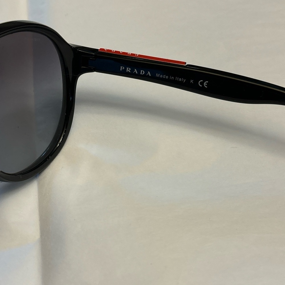 Authentic Men’s Prada Black And Red Prada Glasses - Picture 4 of 11